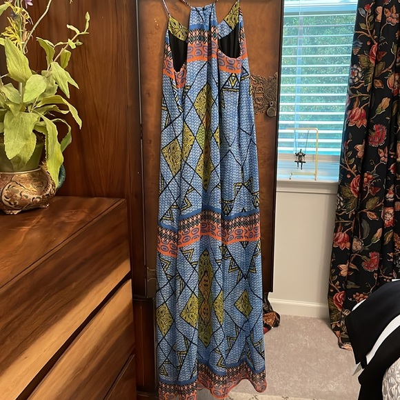 Eight sixty colorful size medium maxi dress - Picture 5 of 5